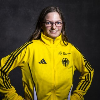 Samantha Huettner Credential Photo