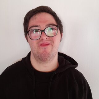 Matej Alarov Credential Photo