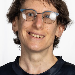 Christi Theron Credential Photo